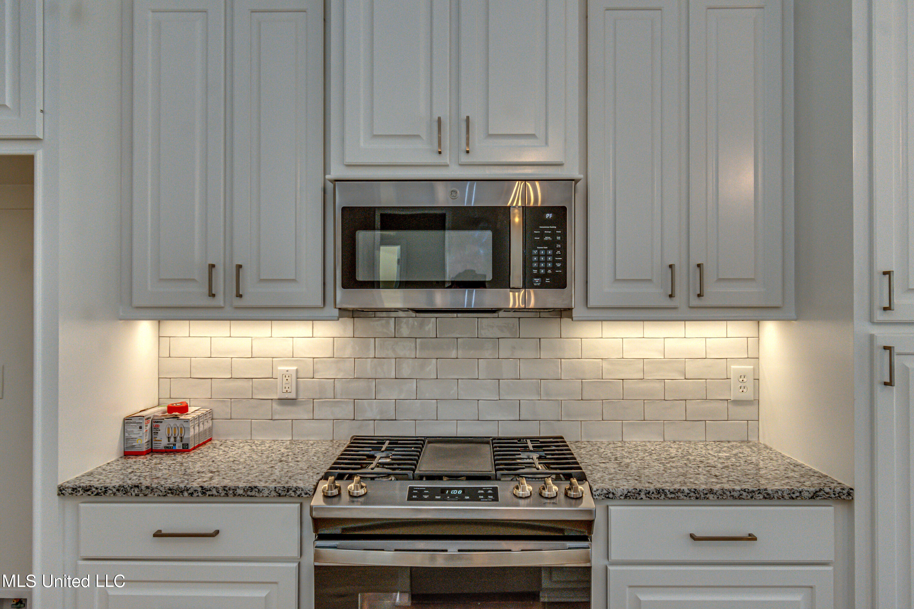 176 Shore View Drive Madison, MS 39110 - Photo 29 of 64 C6AA5843-63A6-460E-BDB8-111CD302790F
