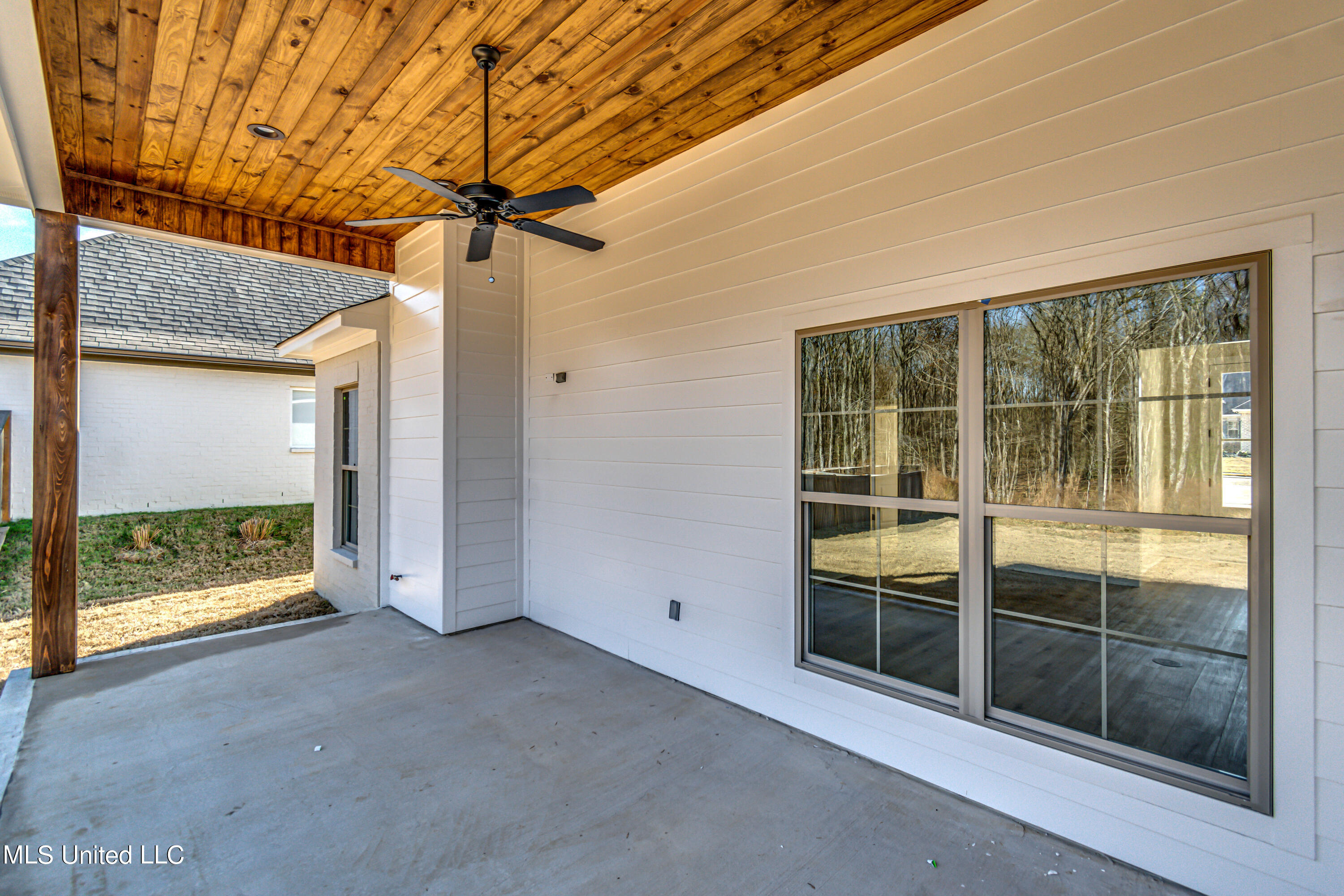 176 Shore View Drive Madison, MS 39110 - Photo 51 of 64 09B64B42-4AF9-46D8-8B13-19074437C9F8