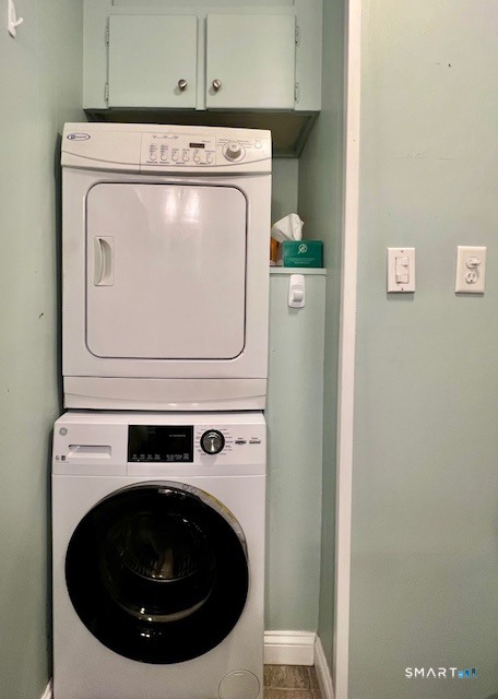 19 Old Forge Road Westbrook, CT 06498 - Photo 13 of 16 a close up view of washer and dryer