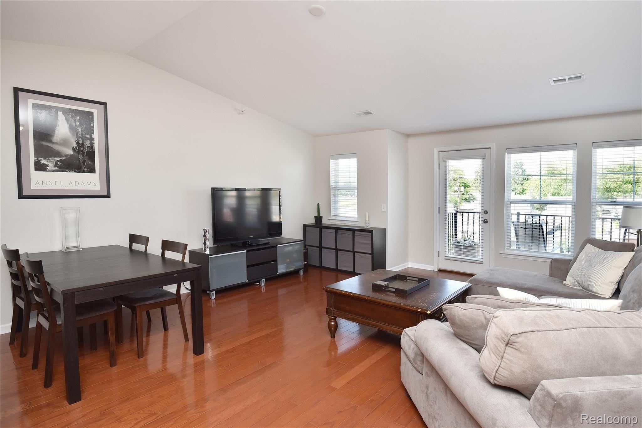 LARGE ROOMS WITH HARDWOOD FLOORING T/O