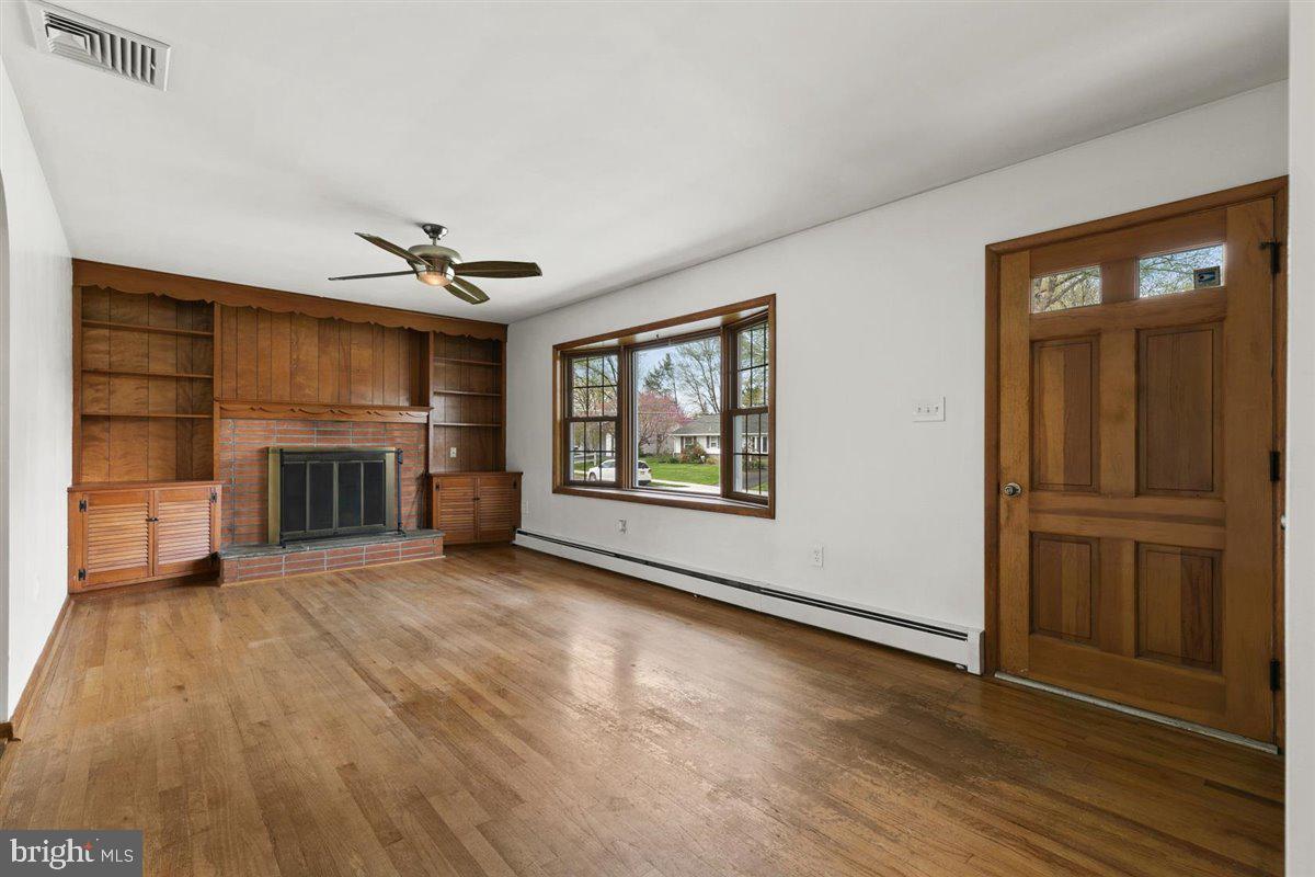 326 Gochnauer Avenue Lititz, PA 17543 - Photo 12 of 30