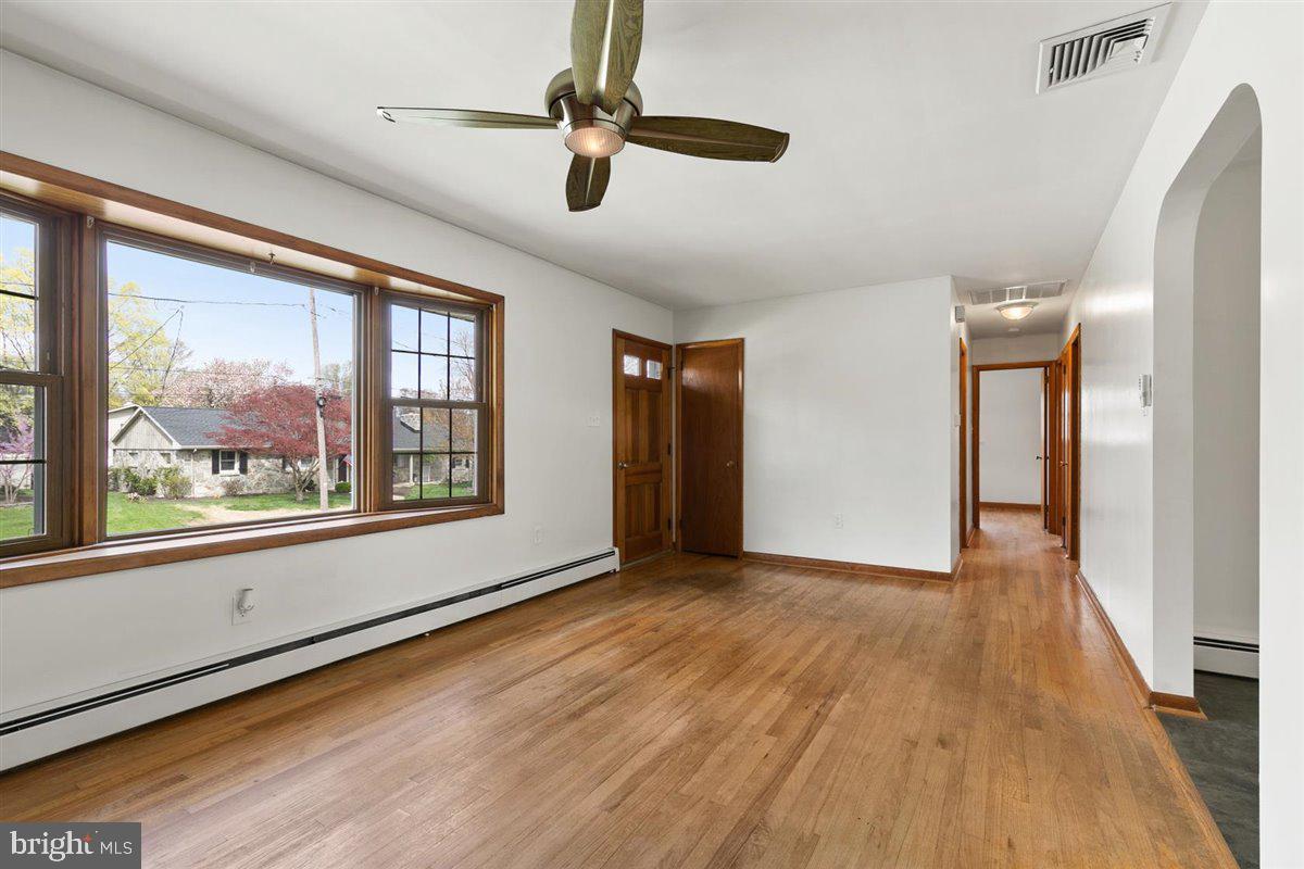 326 Gochnauer Avenue Lititz, PA 17543 - Photo 13 of 30