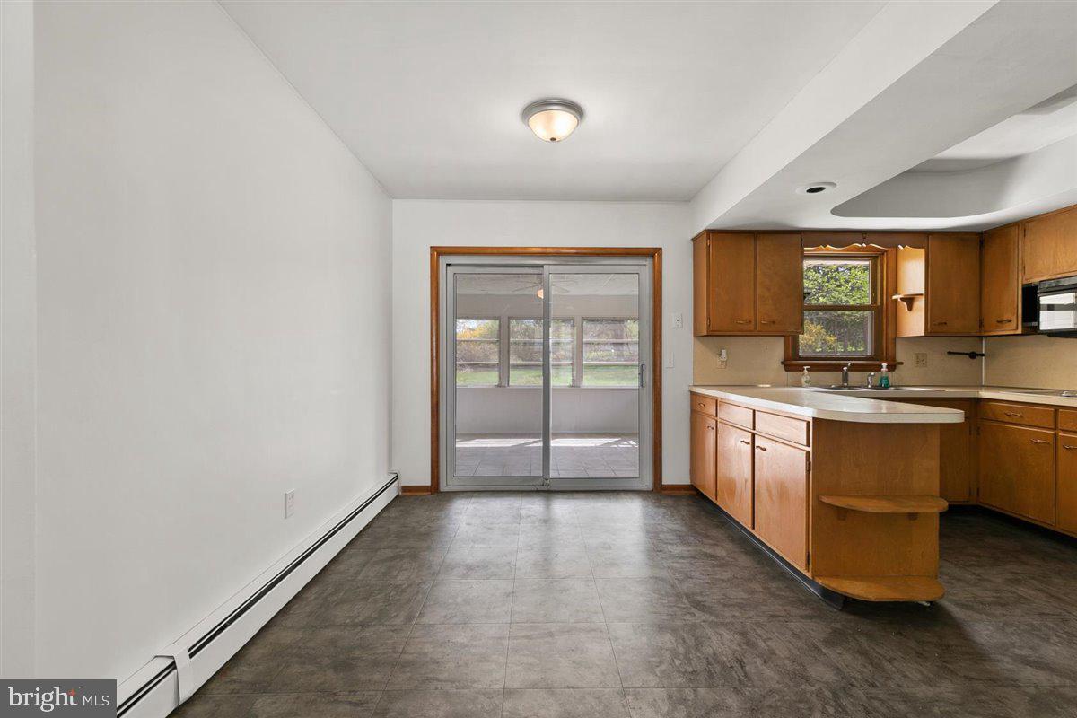 326 Gochnauer Avenue Lititz, PA 17543 - Photo 15 of 30