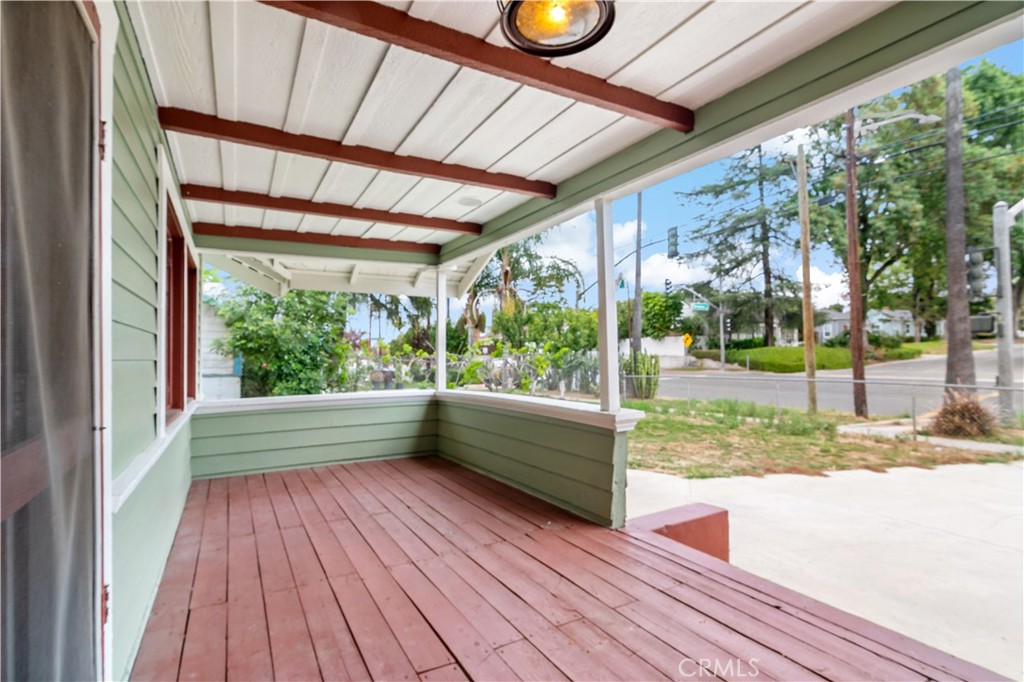 4781 Brockton Avenue Riverside, CA 92506 - Photo 7 of 46