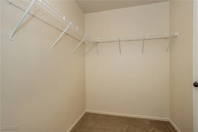 $2,000 | 3917 Bayamon Street, Las Vegas, NV 89129