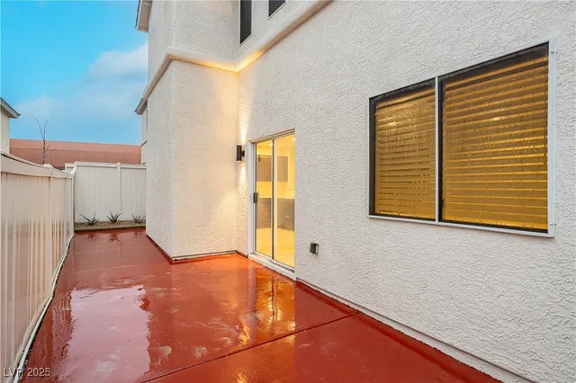 $2,000 | 3917 Bayamon Street, Las Vegas, NV 89129