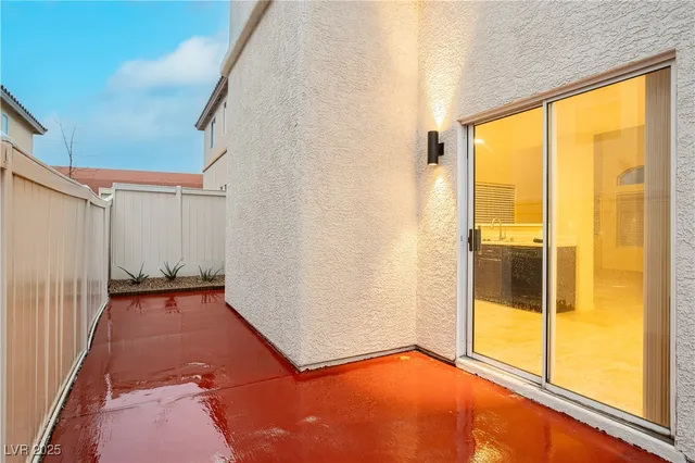 $2,000 | 3917 Bayamon Street, Las Vegas, NV 89129