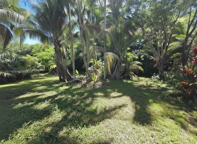 $950,000 | 10681 Southwest 47th Street, Davie, FL 33328