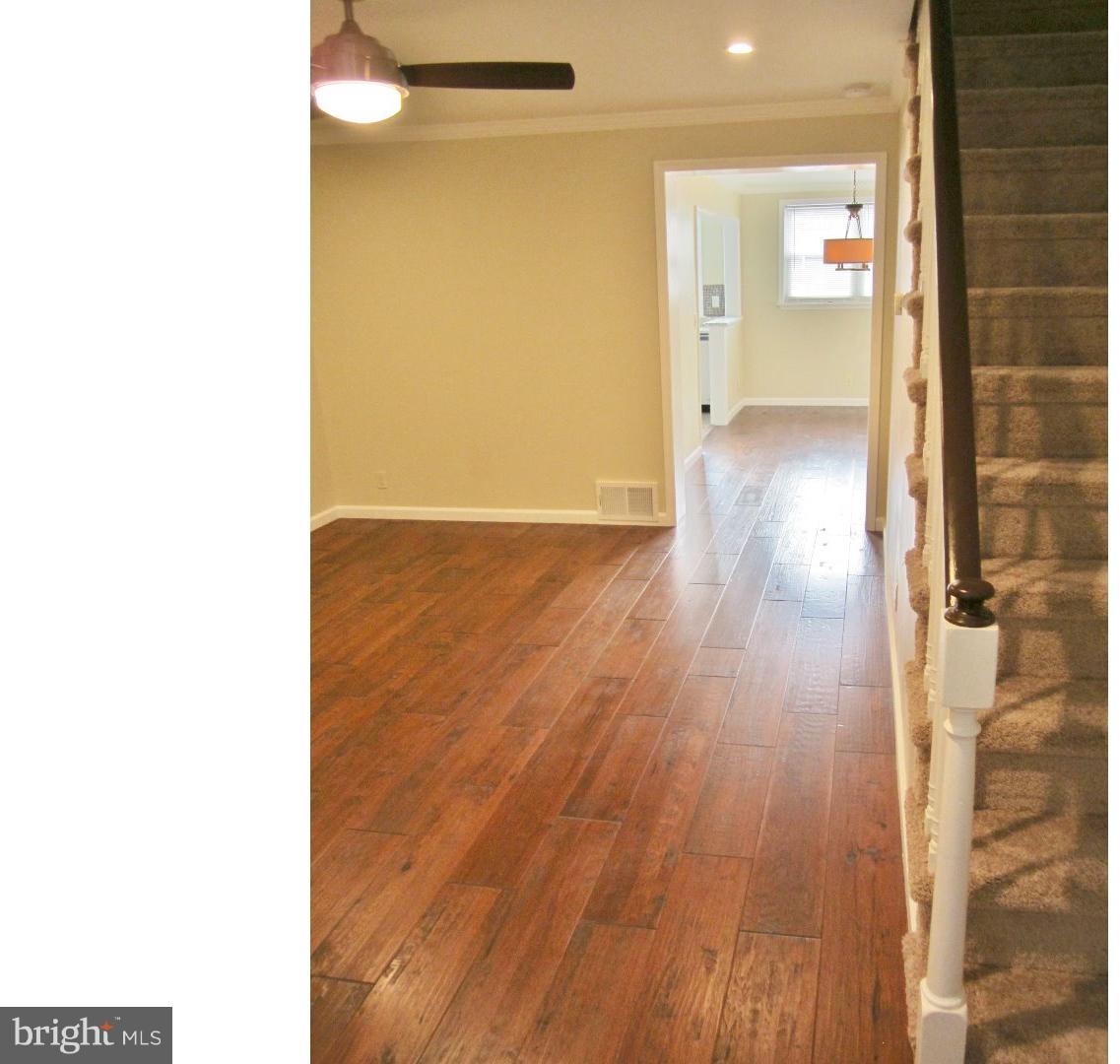 8532 Temple Road Philadelphia, PA 19150 - Photo 4 of 23 Living Room