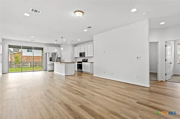 $2,025 | 448 Chaste Tree Drive, San Marcos, TX 78666