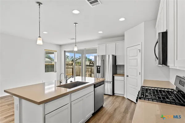 $2,025 | 448 Chaste Tree Drive, San Marcos, TX 78666