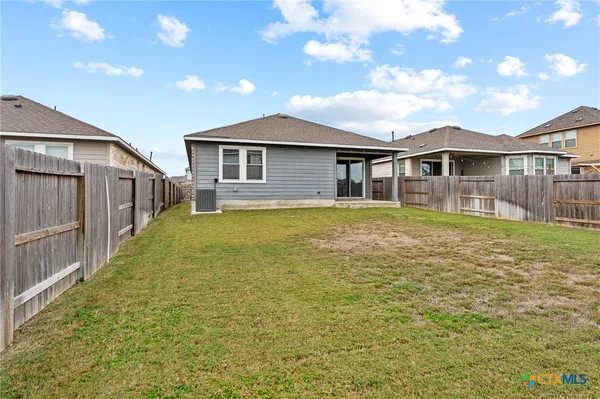 $2,025 | 448 Chaste Tree Drive, San Marcos, TX 78666