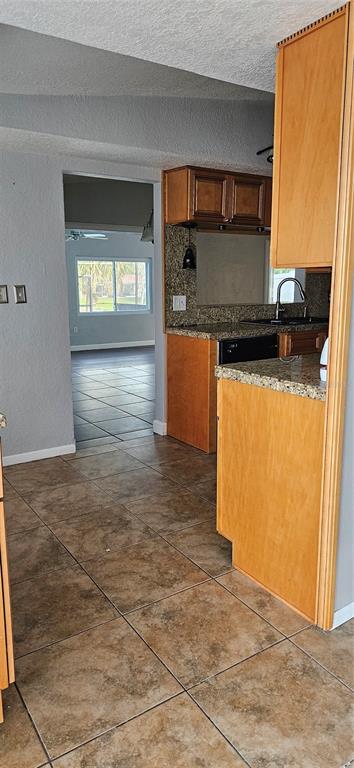 2075 North Keene Road Clearwater, FL 33755 - Photo 27 of 31