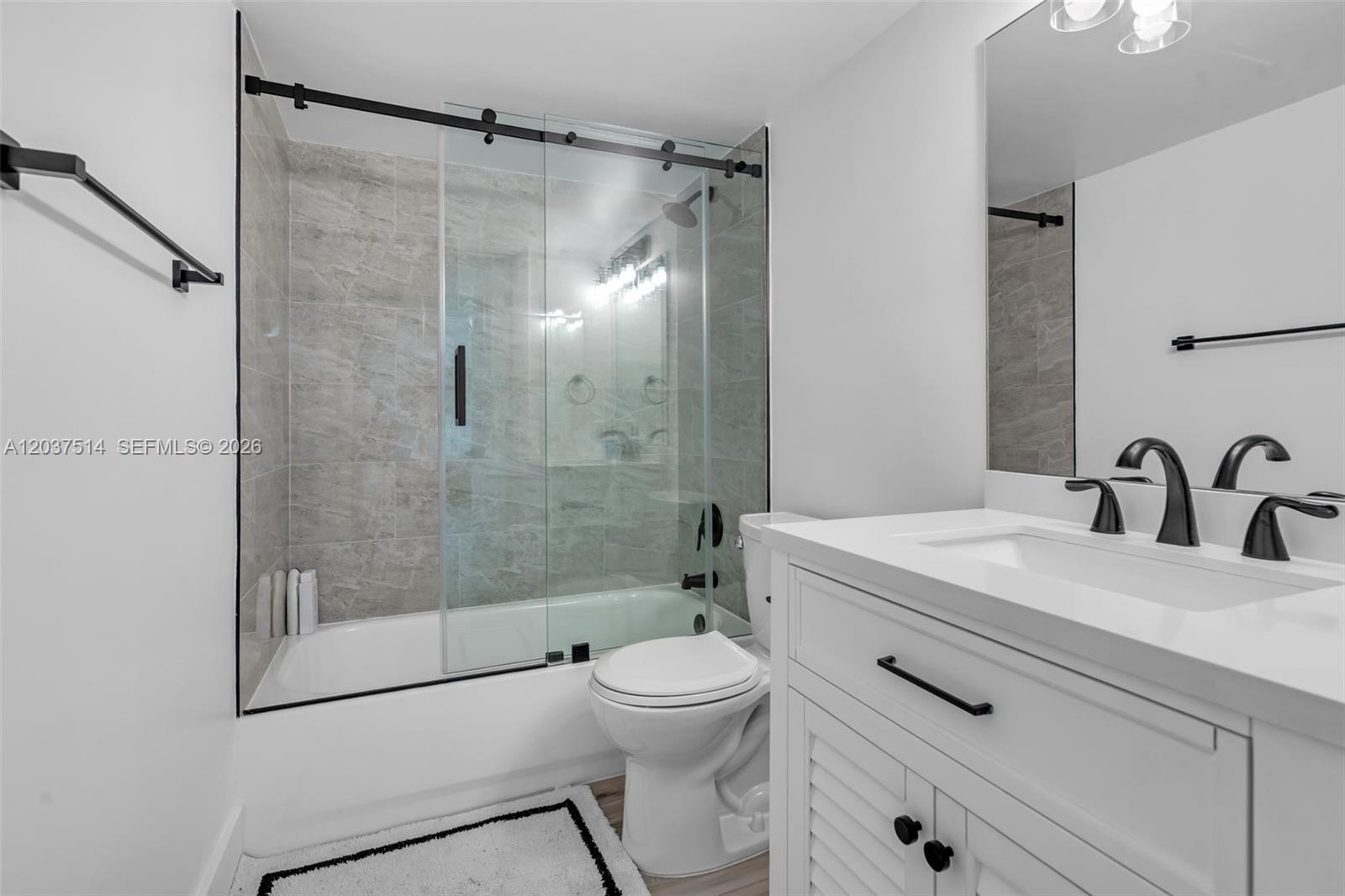 1401 Bay Road, Unit 409 Miami Beach, FL 33139 - Photo 22 of 26 Gallery Image 22