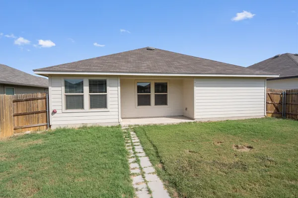 $1,495 | 108 Ragnar Drive, Jarrell, TX 76537