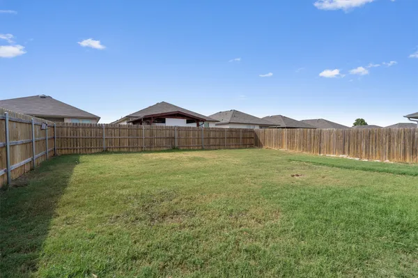 $1,495 | 108 Ragnar Drive, Jarrell, TX 76537