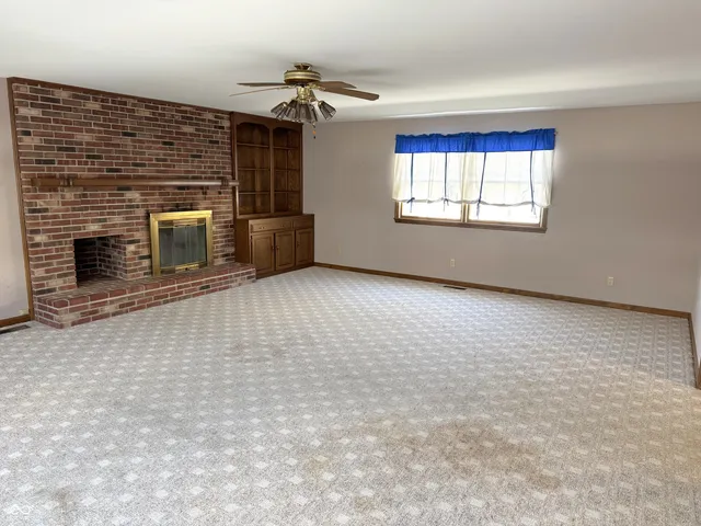 $179,000 | 1417 West Market Street, Crawfordsville, IN 47933