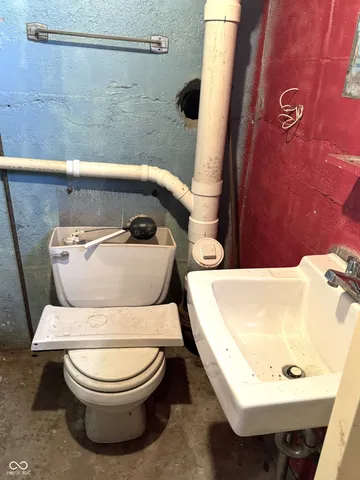 $179,000 | 1417 West Market Street, Crawfordsville, IN 47933