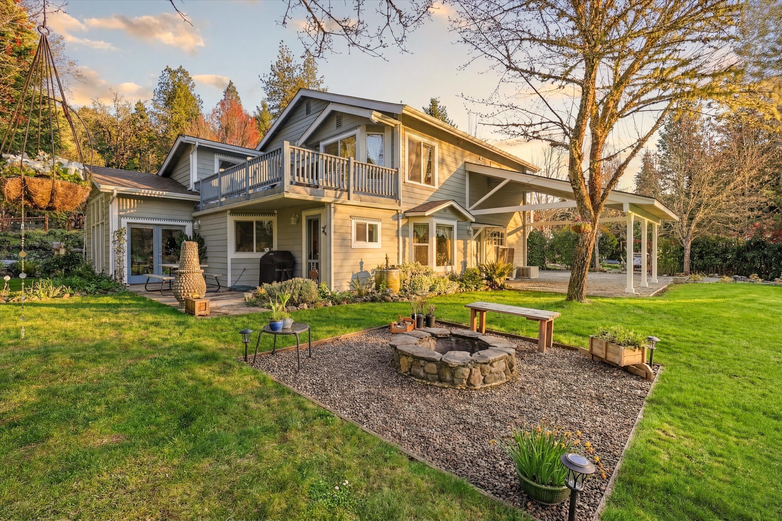 916 Ferry Road Grants Pass, OR 97526 - Photo 36 of 64 Back 1