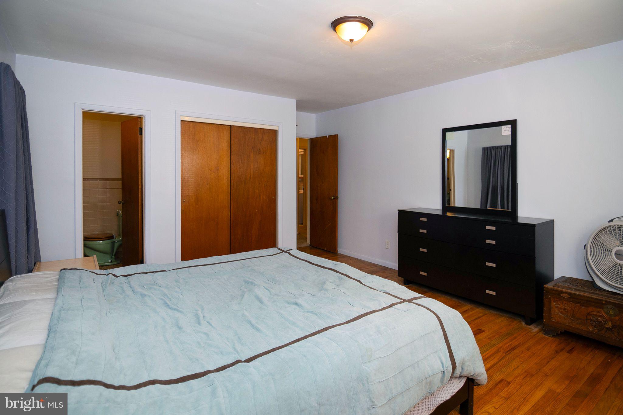 13 Cedarbrook Road Sicklerville, NJ 08081 - Photo 18 of 38 Master Bedroom w 1/2 Bath. W/W Floors