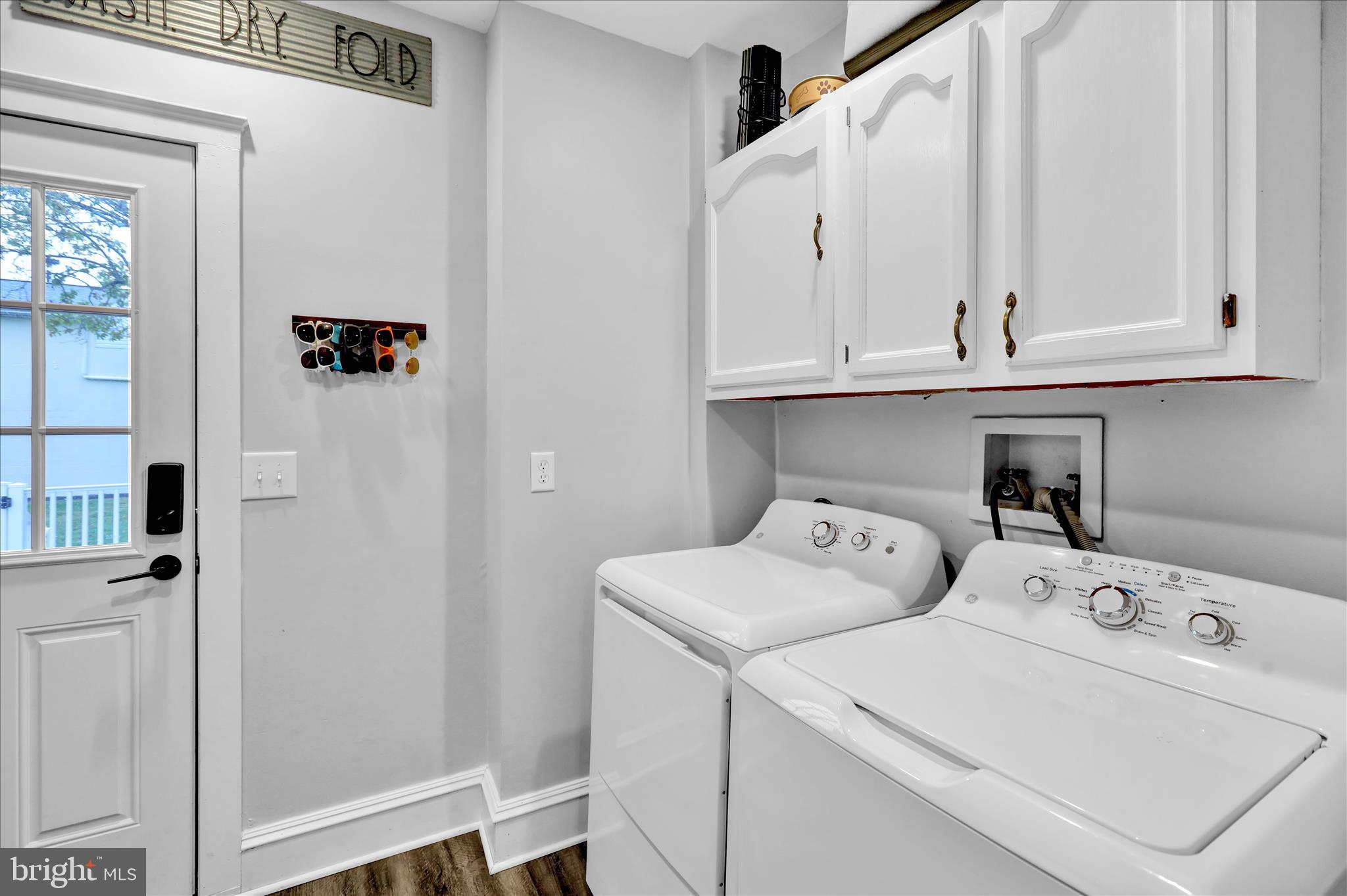 2152 Cleveland Avenue Reading, PA 19609 - Photo 29 of 34 1st Fl Laundry/ Mudroom w/ access to deck