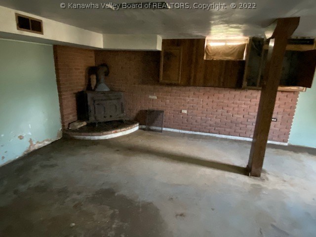 104 Mercer Road London, WV 25126 - Photo 12 of 13 Gallery Image 12