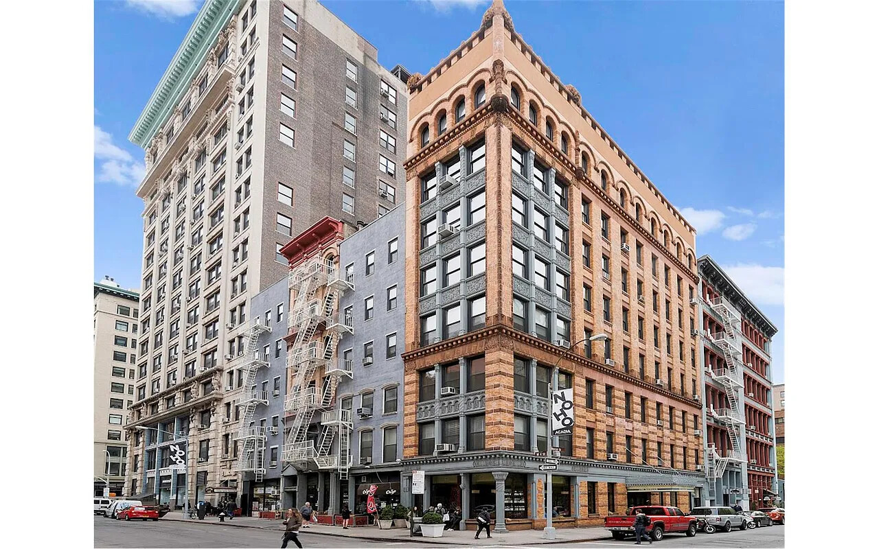 250 Mercer Street, Unit C318 Manhattan, NY 10012 - Photo 11 of 14 a front view of a building