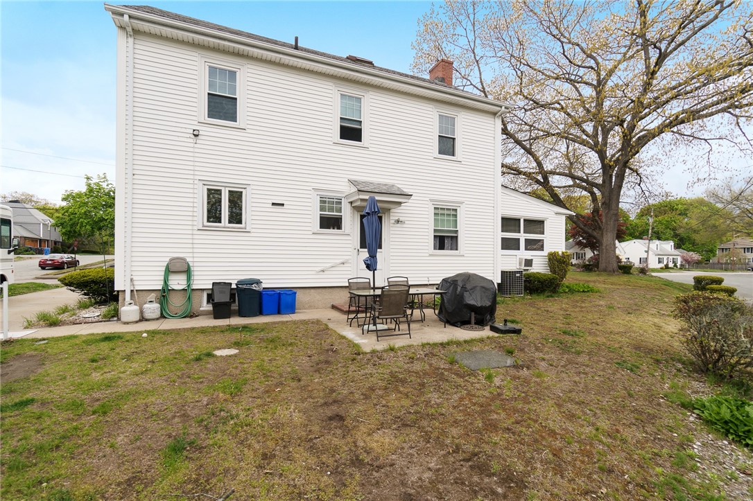 73 Western Promenade Cranston, RI 02905 - Photo 13 of 15