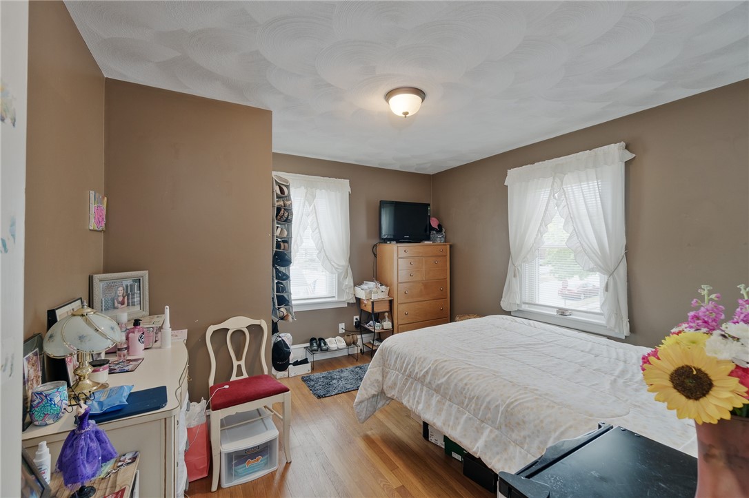 73 Western Promenade Cranston, RI 02905 - Photo 8 of 15