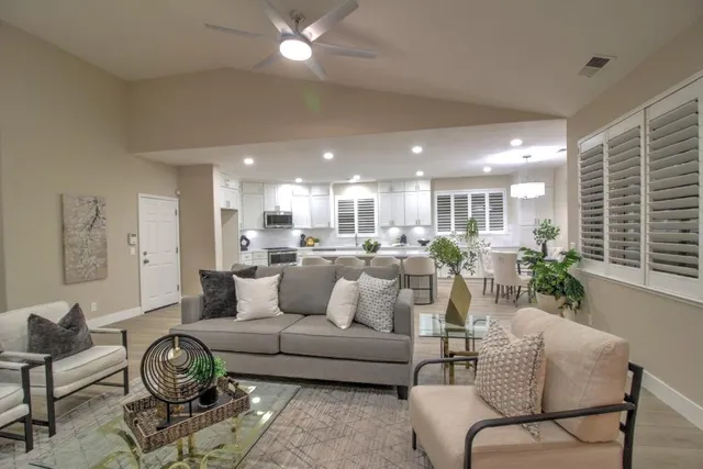 $660,000 | 4405 Crown Valley Way, Modesto, CA 95356