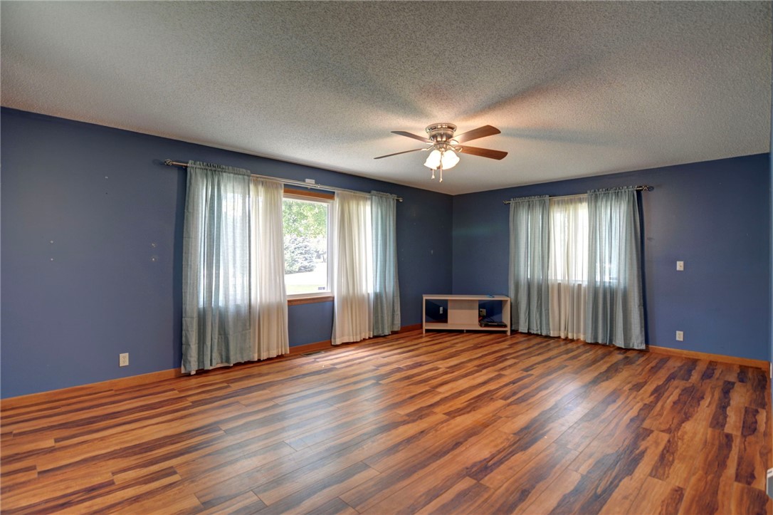630 Montgomery Lane Decatur, IL 62526 - Photo 7 of 33