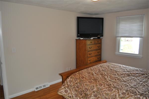 5 Phelps Road Framingham, MA 01702 - Photo 15 of 30 Gallery Image 15