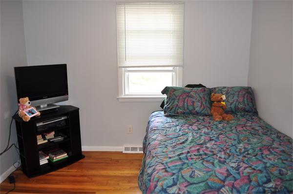 5 Phelps Road Framingham, MA 01702 - Photo 19 of 30 Gallery Image 19