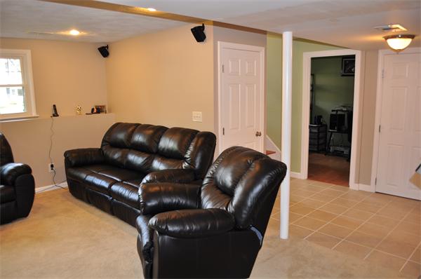 5 Phelps Road Framingham, MA 01702 - Photo 27 of 30 Gallery Image 27