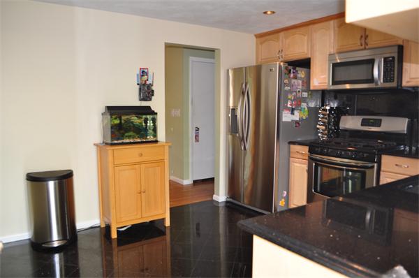 5 Phelps Road Framingham, MA 01702 - Photo 10 of 30 Gallery Image 10