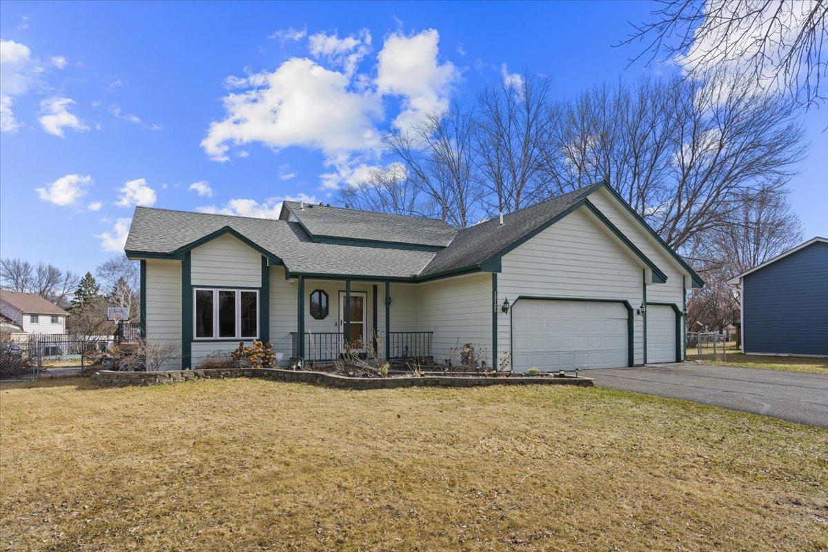 12125 Aztec Street Northwest Coon Rapids, MN 55433 - Photo 1 of 35