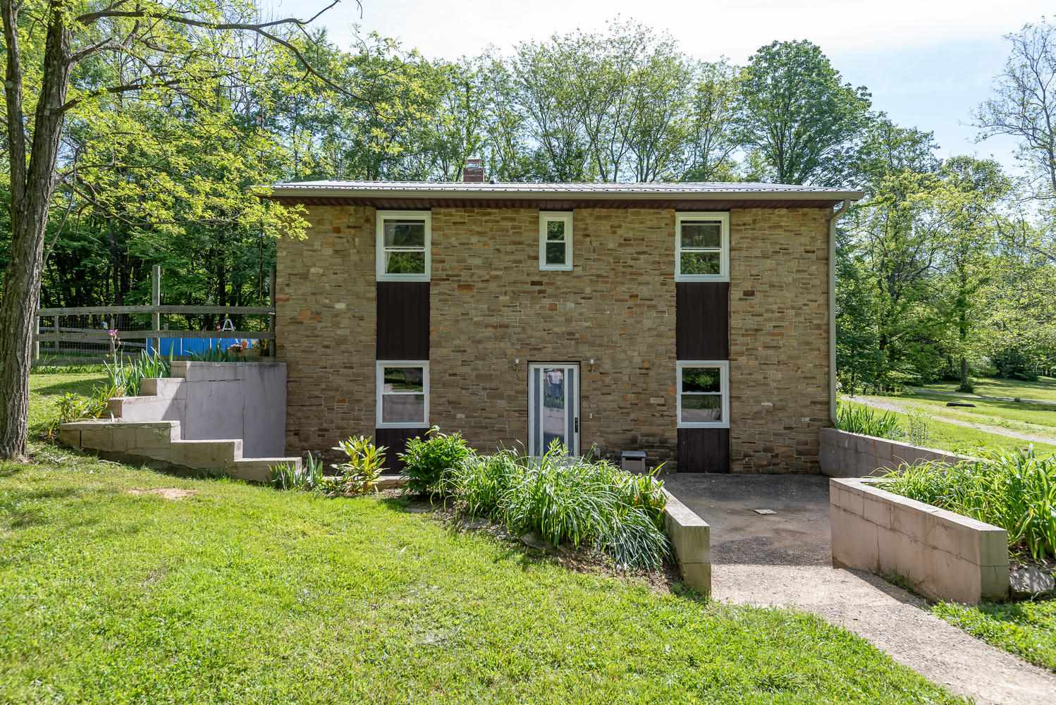 3569 West Cockrell Road Bloomington, IN 47403 - Photo 28 of 35 Gallery Image 28