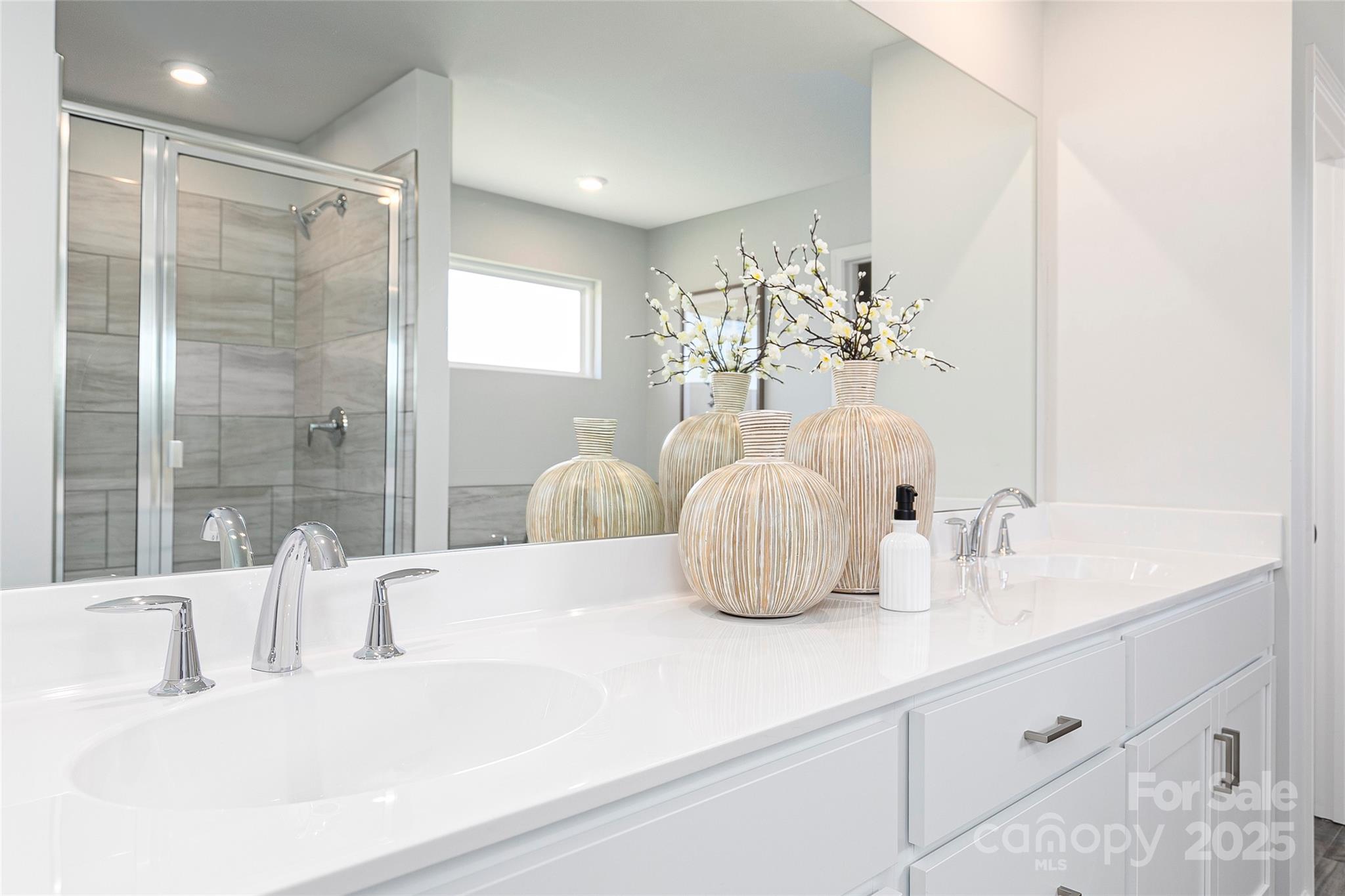 340 Alameda Way Matthews, NC 28104 - Photo 5 of 35