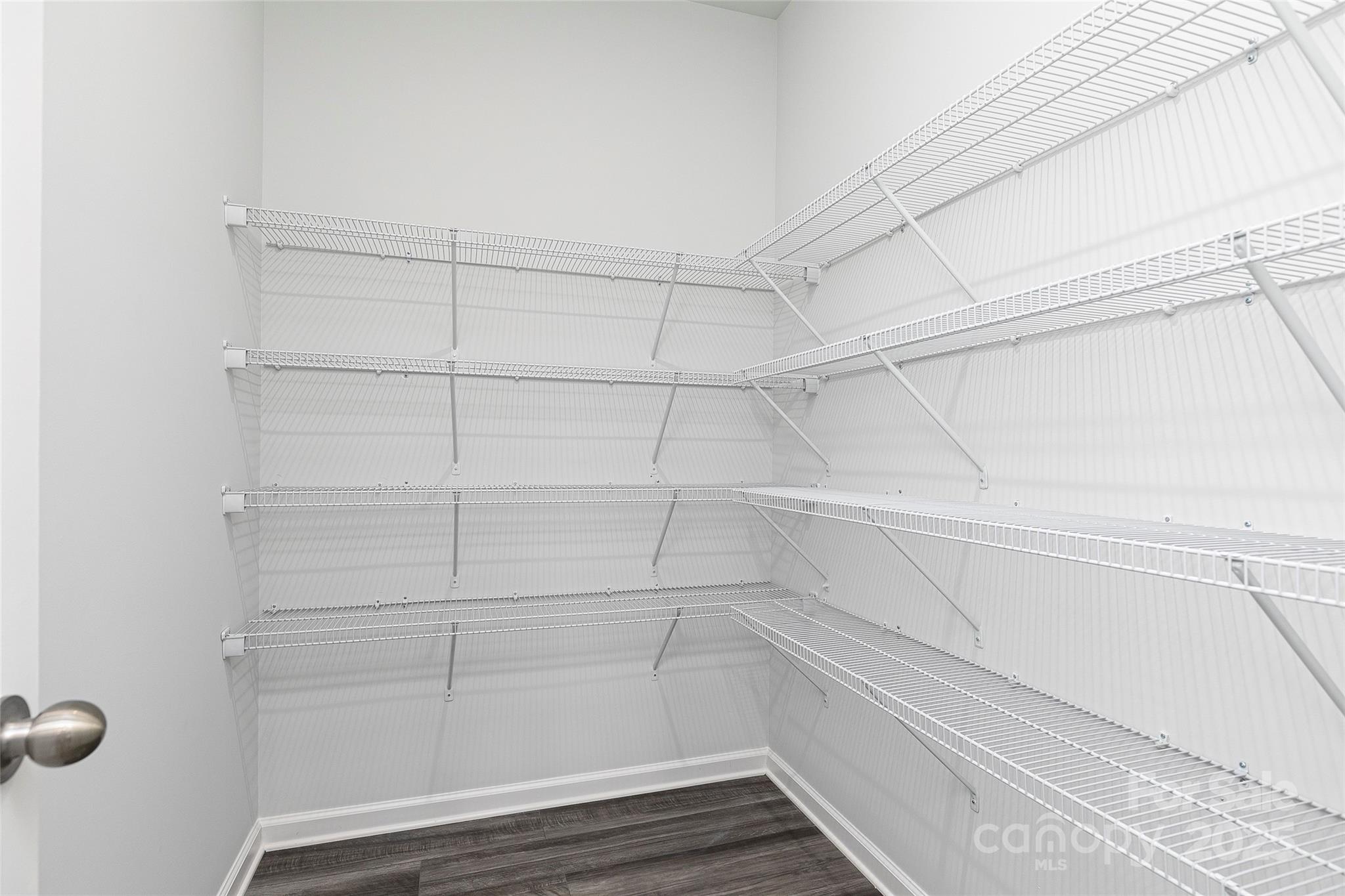 340 Alameda Way Matthews, NC 28104 - Photo 7 of 35