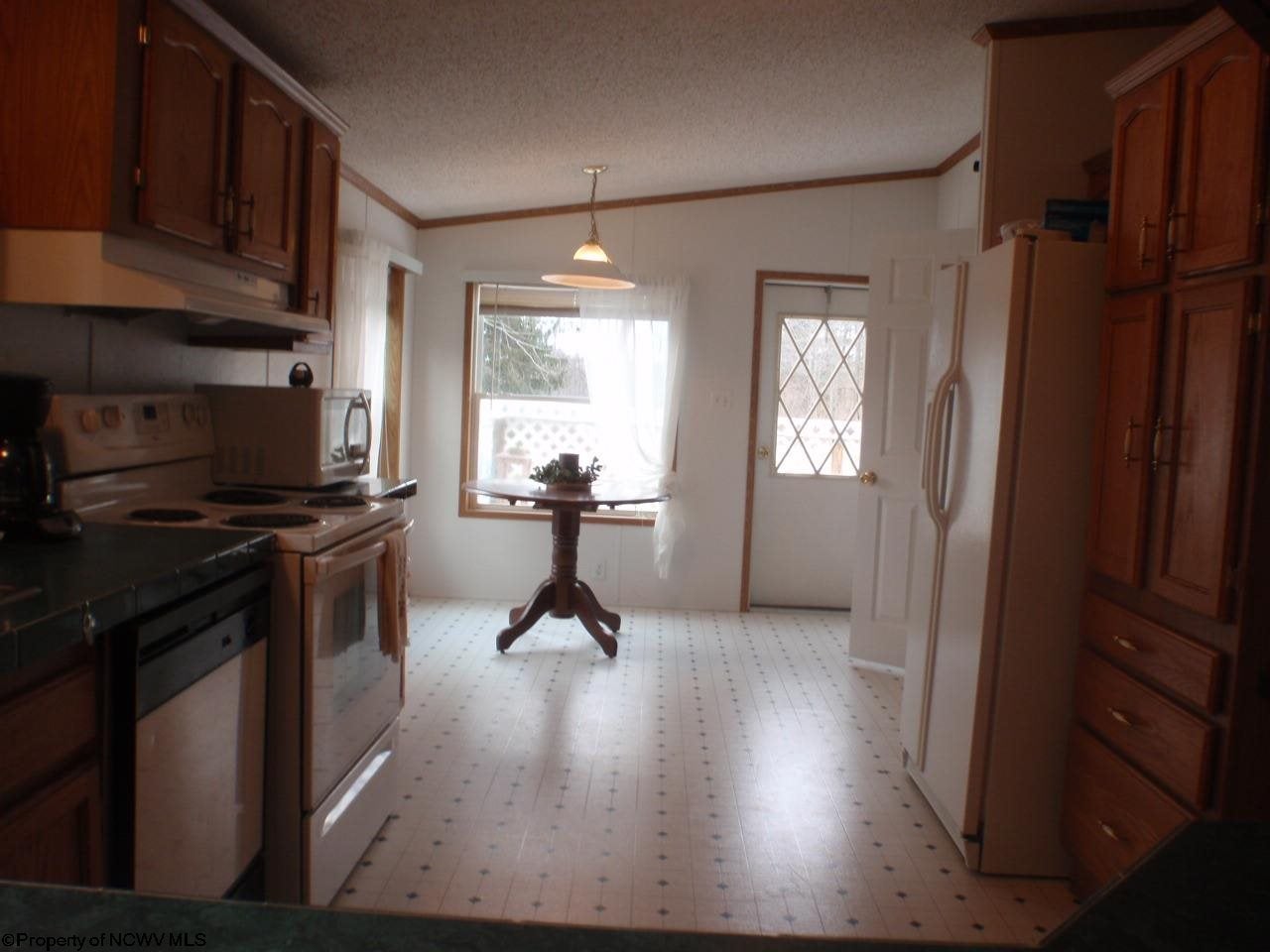 155 Moran Road Kingwood, WV 26537 - Photo 5 of 11 Gallery Image 5