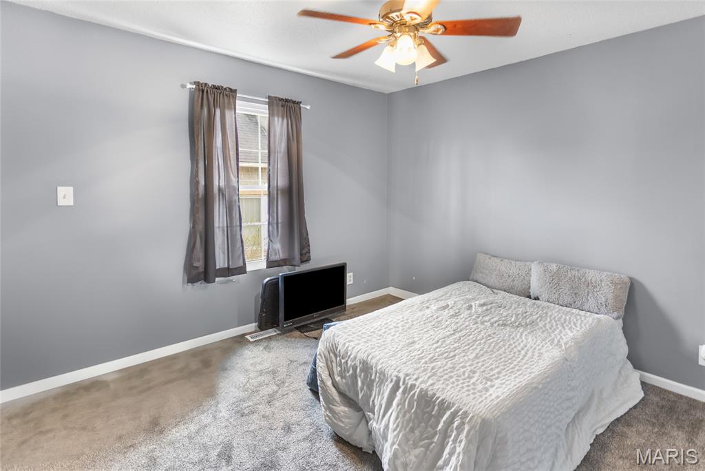 1345 Poplar Street, Unit 2A Highland, IL 62249 - Photo 17 of 32