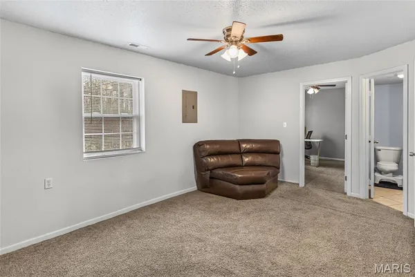 $200,000 | 1345 Poplar Street, Unit 2A, Highland, IL 62249