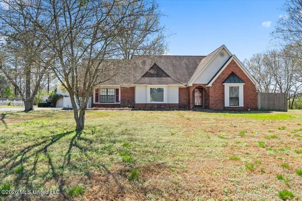 $450,000 | 8937 Robertson Lane South, Olive Branch, MS 38654