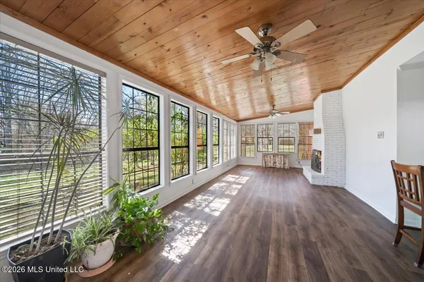 $450,000 | 8937 Robertson Lane South, Olive Branch, MS 38654
