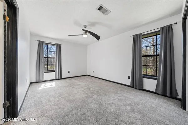 $450,000 | 8937 Robertson Lane South, Olive Branch, MS 38654