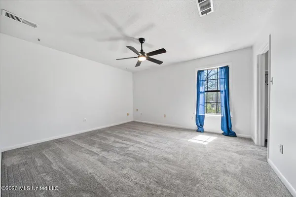 $450,000 | 8937 Robertson Lane South, Olive Branch, MS 38654