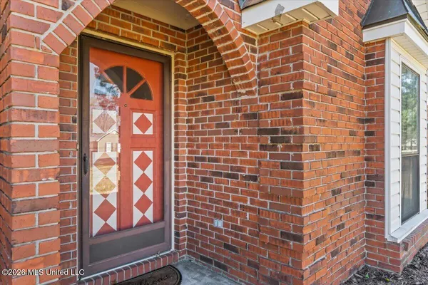 $450,000 | 8937 Robertson Lane South, Olive Branch, MS 38654