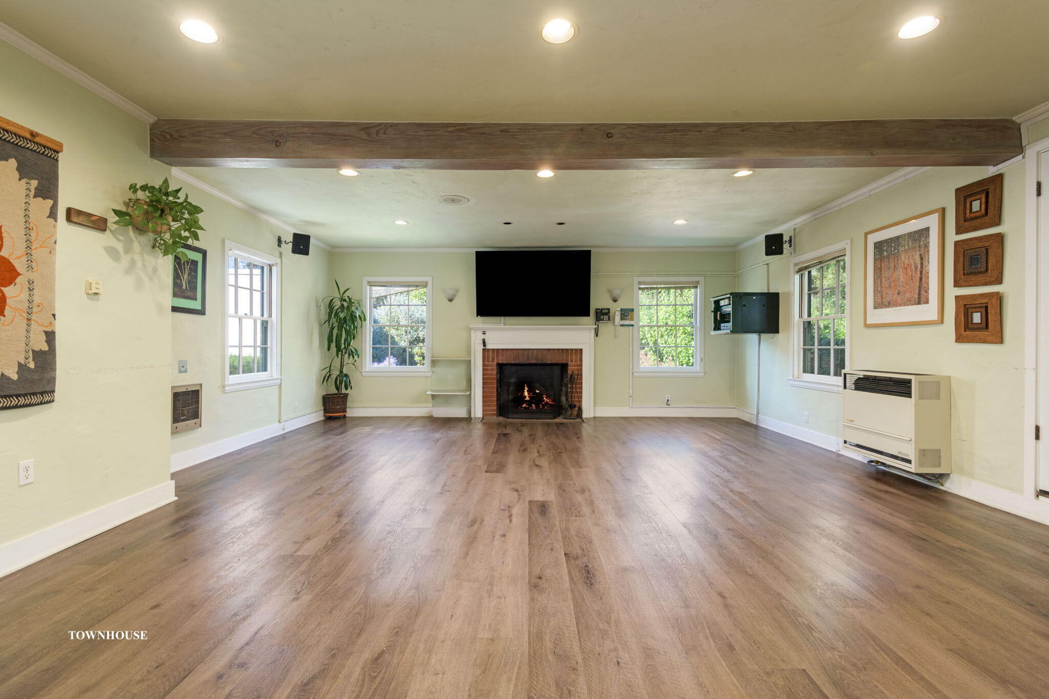 249 Lambert Road Carpinteria, CA 93013 - Photo 29 of 51 31-web-or-mls-TownHouse25-Edit-Edit (2)