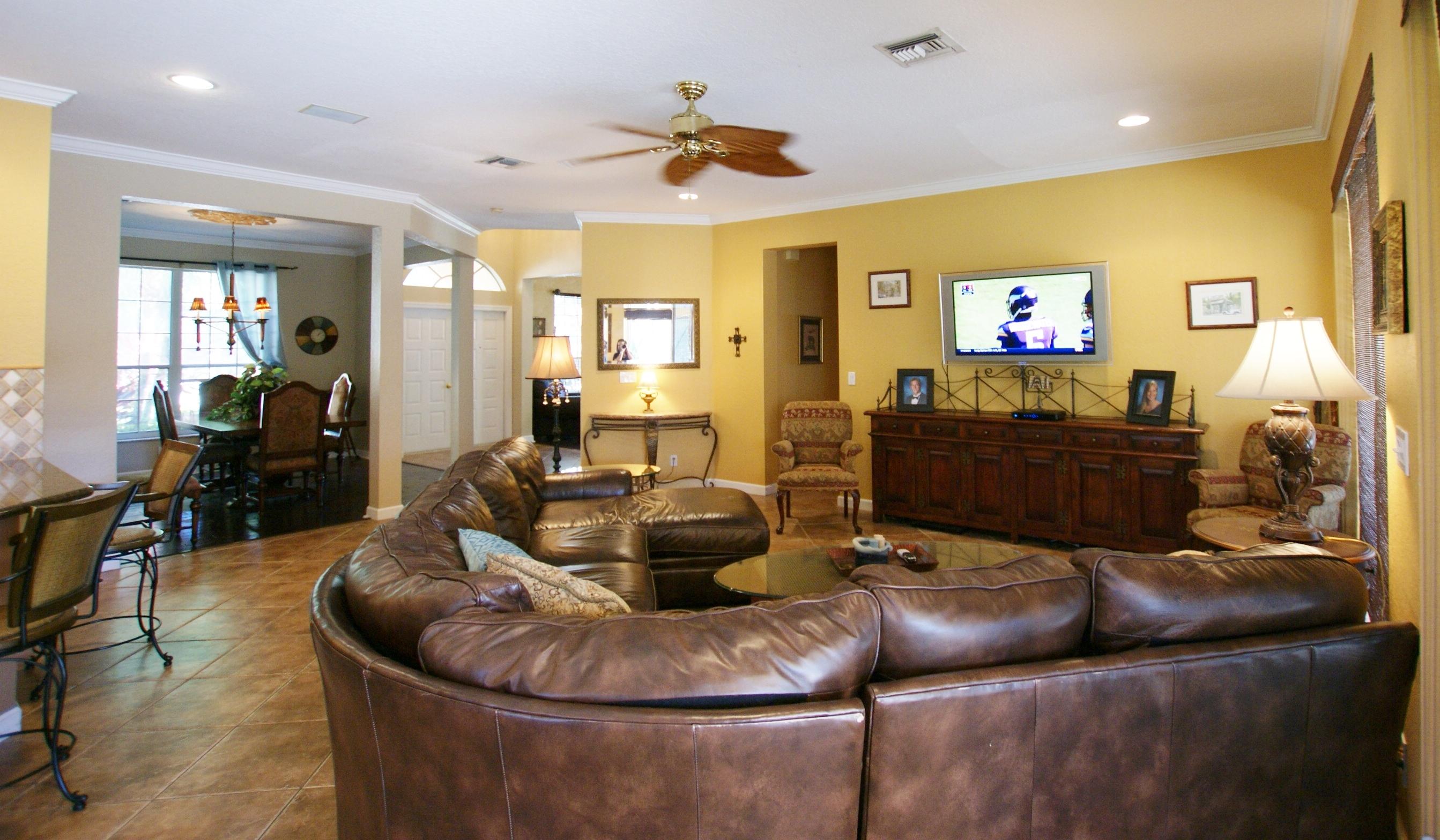 1225 Egret Circle South Jupiter, FL 33458 - Photo 14 of 36 Family Room