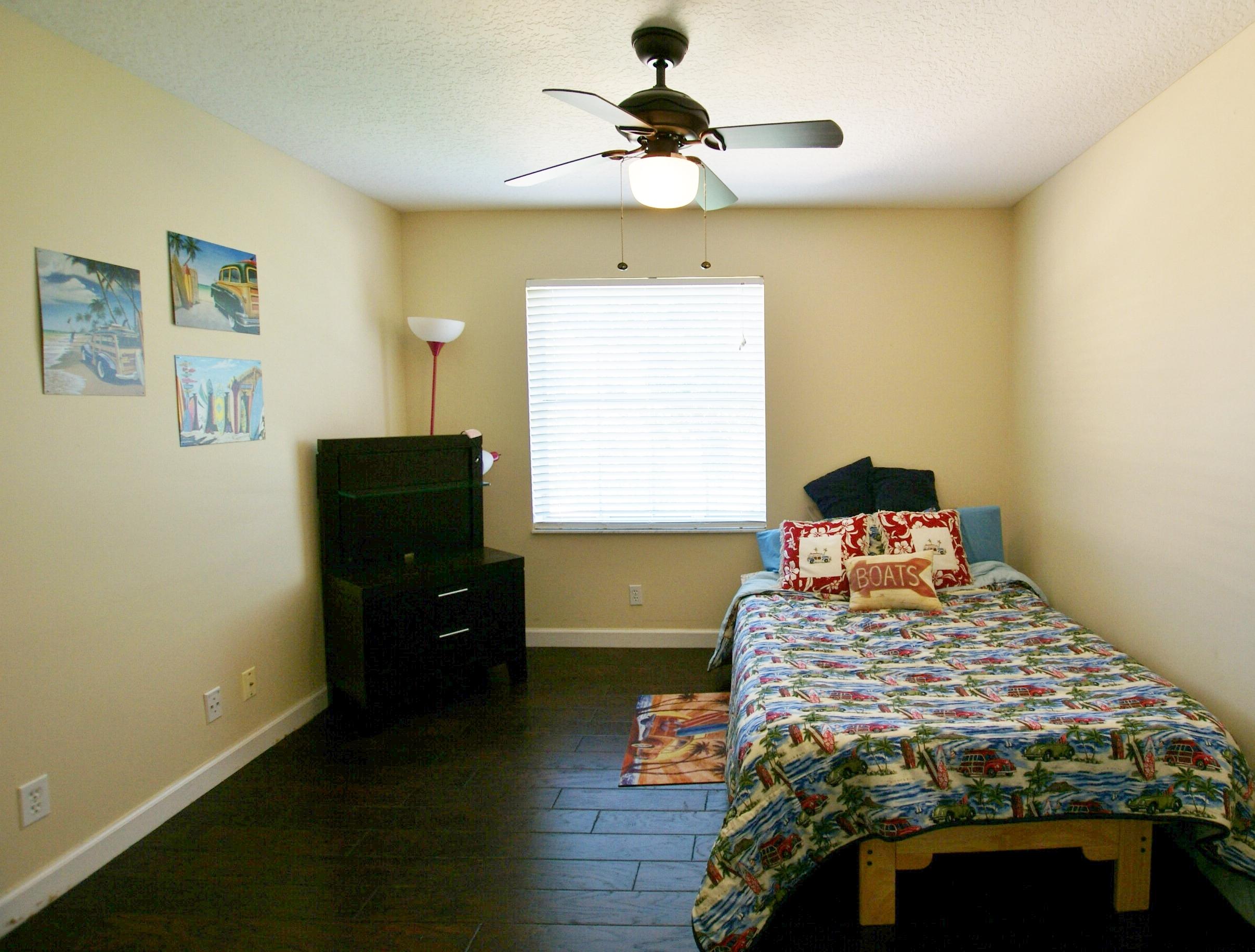 1225 Egret Circle South Jupiter, FL 33458 - Photo 19 of 36 Guest Bedroom